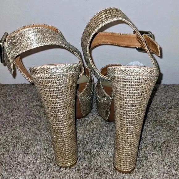 CHINESE LAUNDRY Arcc Glitter Ankle‎ Strap Heel Sandal Gold Sparkle Sz. 10 NEW